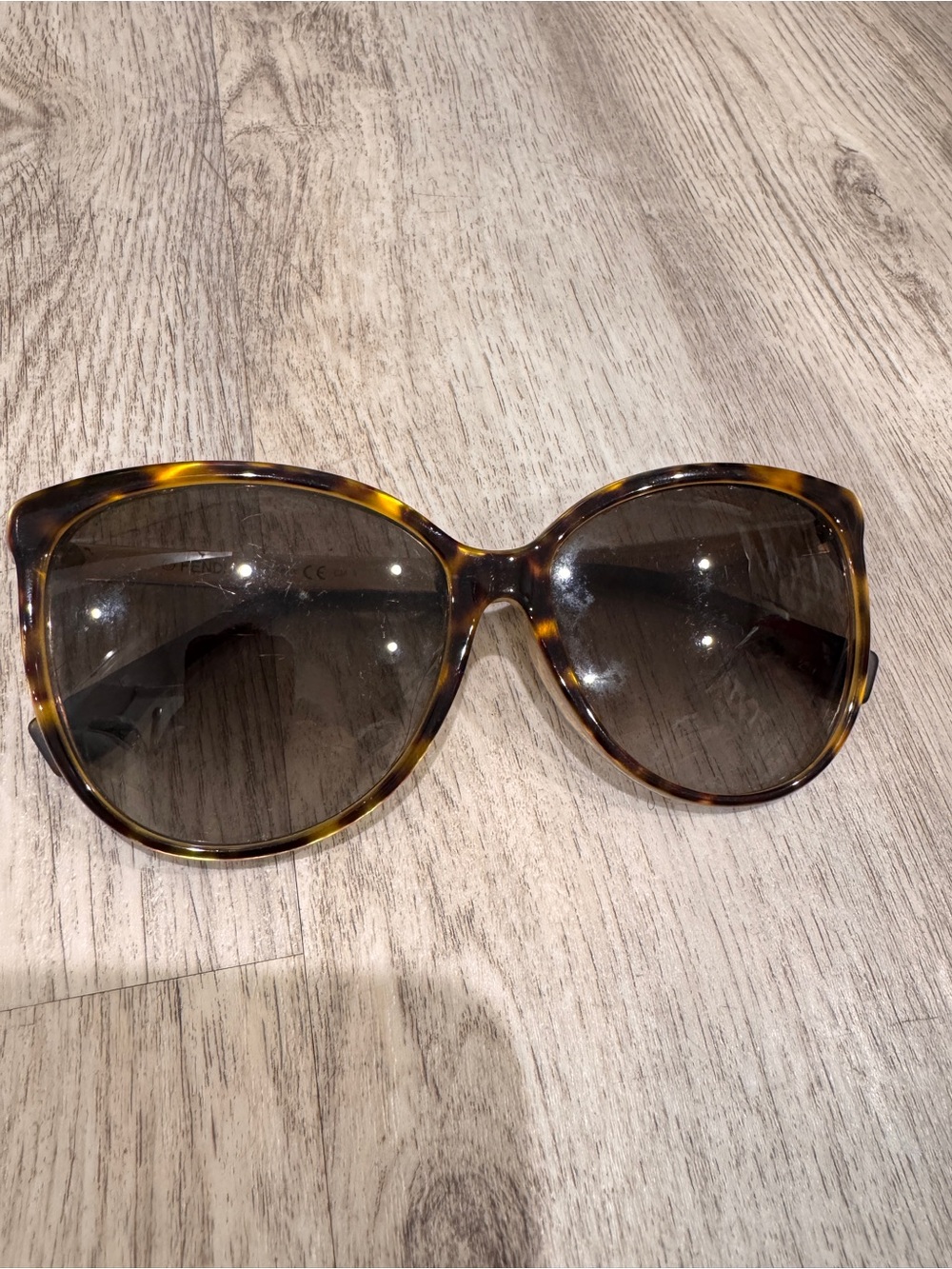 Fendi Oversized Sunglasses Tortoise Brown Gradient Lenses - Picture 4 of 4
